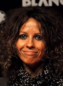 Photo of Linda Perry