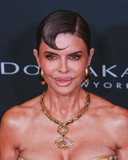 Photo of Lisa Rinna