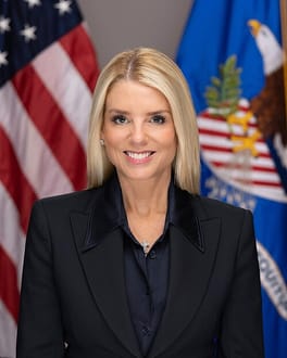 Photo of Pam Bondi