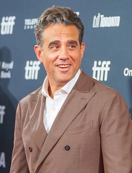 ボビー・カナヴェイル(俳優・テレビ俳優)の写真