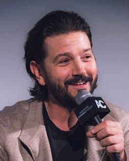Photo of Diego Luna