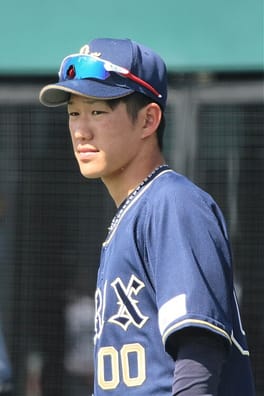 西浦颯大（野球選手）の写真