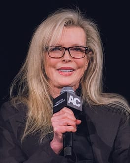 キム・ベイシンガー（映画俳優・歌手）の写真