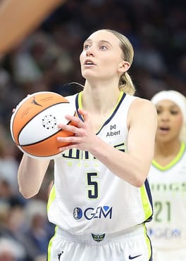 ペイジ・ブーカーズ（バスケットボール選手）の写真