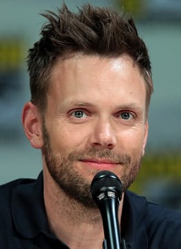 Photo of Joel McHale