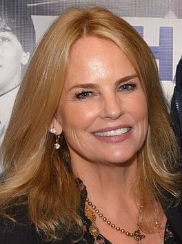 Photo of Jennifer Runyon