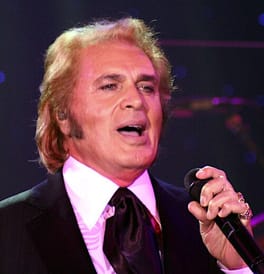 Photo of Engelbert Humperdinck