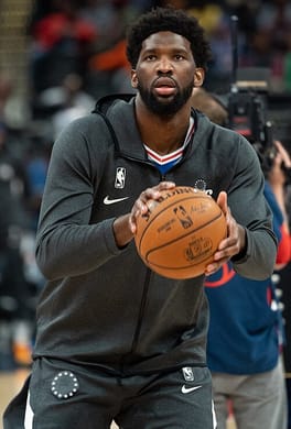 ジョエル・エンビード（バスケットボール選手）の写真