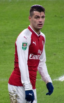 グラニト・ジャカ（サッカー選手）の写真