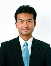 津村啓介（政治家）の写真