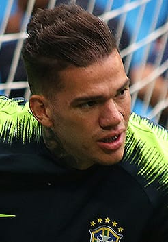 エデルソン（サッカー選手）の写真
