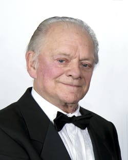 デヴィッド・ジェイソン（俳優・自伝作家）の写真