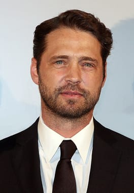 ジェイソン・プリーストリー（テレビ俳優・俳優）の写真