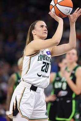 サブリナ・イオネスク（バスケットボール選手）の写真