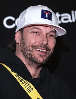 ケヴィン・フェダーライン（俳優・モデル）の写真