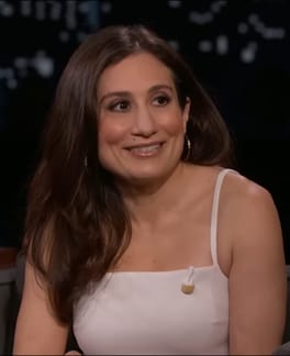 ルーシー・デビト（俳優・テレビ俳優）の写真