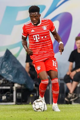 アルフォンソ・デイヴィス（サッカー選手）の写真