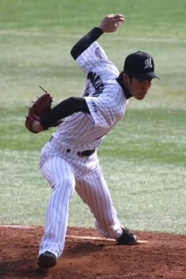 中後悠平（野球選手）の写真