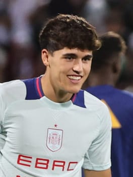 パウ・クバルシ（サッカー選手）の写真