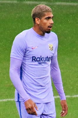 ロナルド・アラウホ（サッカー選手）の写真