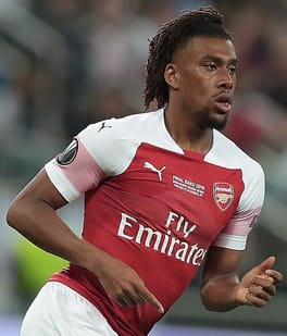 アレックス・イウォビ（サッカー選手・音楽家）の写真