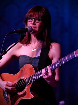 リサ・ローブ（俳優・ギタリスト）の写真