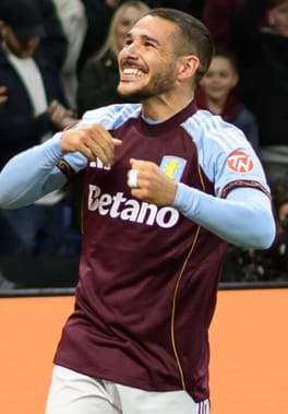エミリアーノ・ブエンディア（サッカー選手）の写真