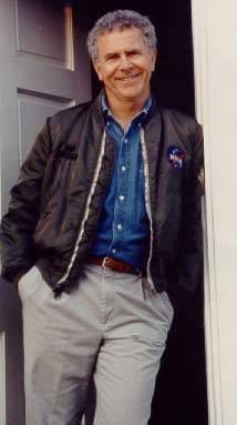 ホーマー・ヒッカム・ジュニア（航空機関士・小説家）の写真