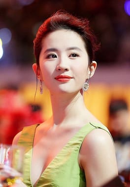 劉亦菲（俳優・歌手）の写真