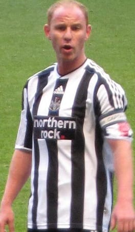 ニッキー・バット（サッカー選手・サッカー指導者）の写真