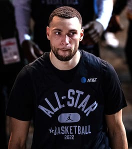 ザック・ラヴィーン（バスケットボール選手）の写真