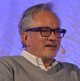アニッシュ・カプーア（彫刻家・視覚芸術家）の写真