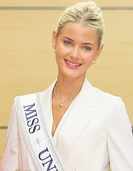 ヴィクトリア・ケアー・テイルヴィグ（モデル・美人コンテスト出場者）の写真