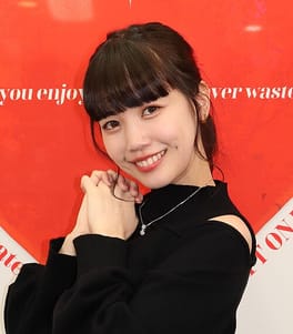 工藤ゆら（AV女優）の写真