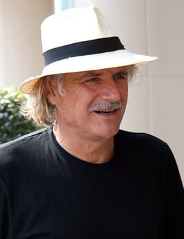 ラデ・シェルベッジア（俳優・歌手）の写真