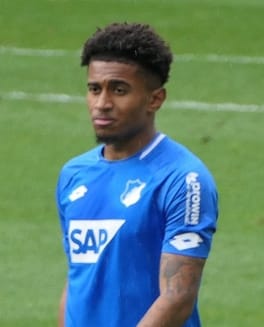 リース・ネルソン（サッカー選手）の写真