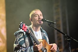 ダーモット・ケネディ（歌手・作曲家）の写真