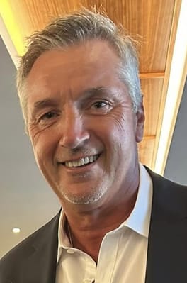 トニー・クーコッチ（バスケットボール選手）の写真