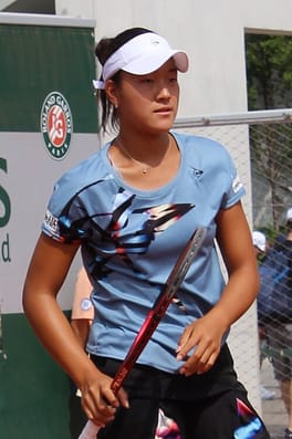 石井さやか(テニス選手)の写真