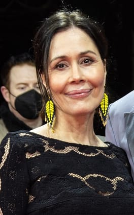 ヌーカアカ・コスター・ウォルドウ（俳優・美人コンテスト出場者）の写真