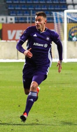 ヤクブ・キヴィオル（サッカー選手）の写真
