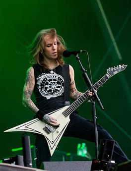アレキシ・ライホ（ギタリスト・歌手）の写真