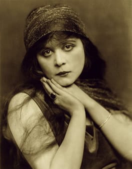 セダ・バラ（映画俳優・舞台俳優）の写真