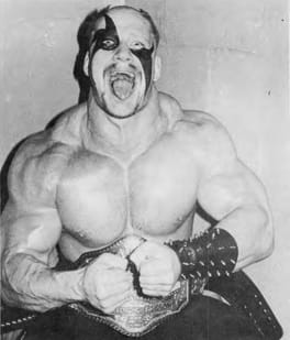 ロード・ウォリアー・ホーク（プロレスラー）の写真
