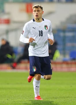 ニコロ・バレッラ（サッカー選手）の写真
