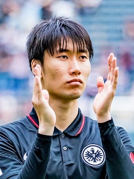 鎌田大地（サッカー選手）の写真