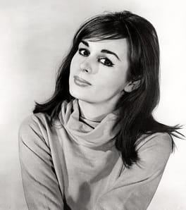 マリアンナ・ヒル（テレビ俳優・映画俳優）の写真