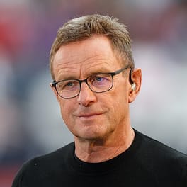 ラルフ・ラングニック（サッカー選手・サッカー指導者）の写真