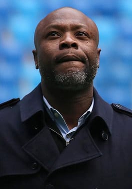 ウィリアム・ギャラス（サッカー選手・サッカー指導者）の写真