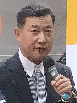 樽井良和（政治家）の写真